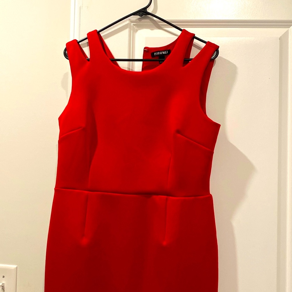 Women’s dress by Roz and Ali
